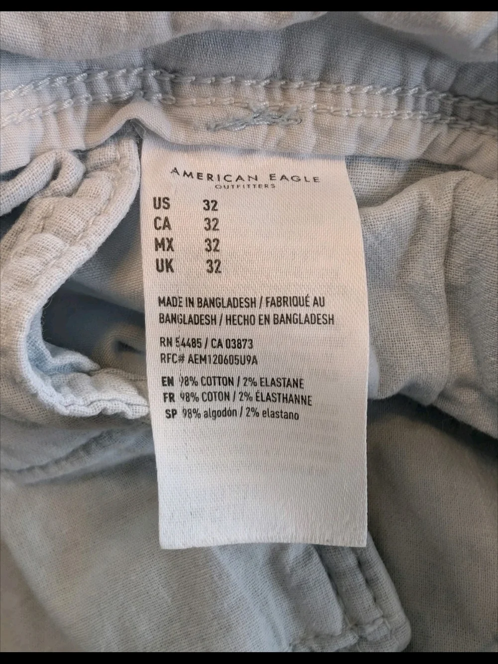American Eagle Shorts Mens Size 32 Pale Blue Chino Casual Summer Cotton Used
